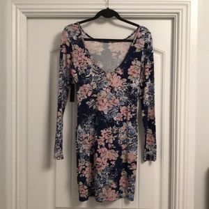 ⚡️CLOSET CLEAR OUT⚡️: Guess Dress